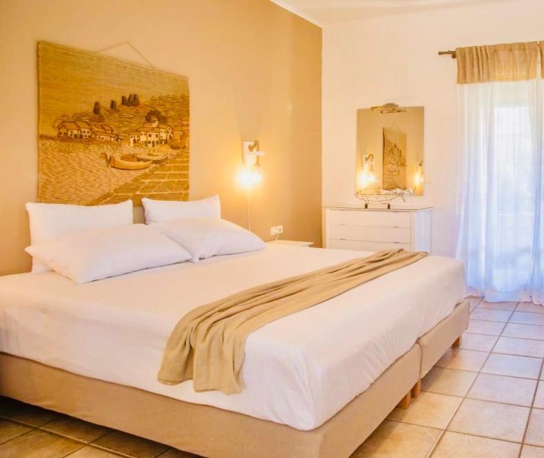 Romanos Apartments Gaios Bagian luar foto